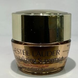 Estee Lauder Revitalizing Supreme+ Moisturizer in Gold and Amber